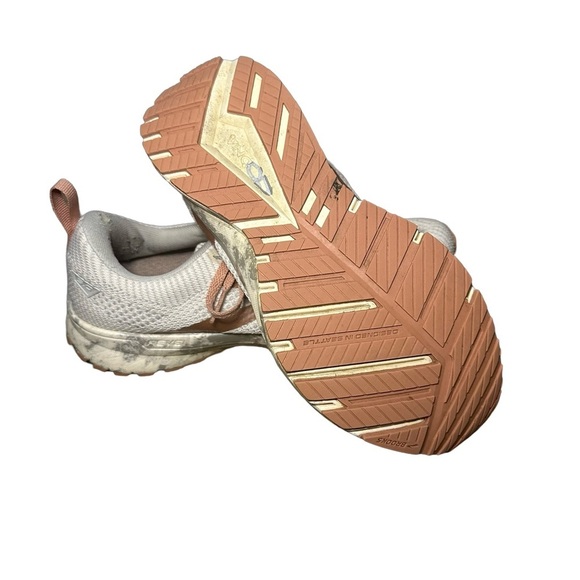 Womens Brooks Revel 5 running shoes size 8 - Picture 11 of 13